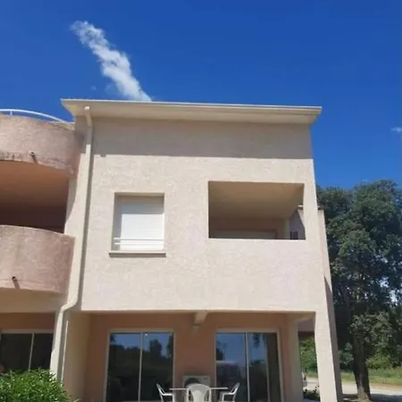 Résidence Les De Melody Apartamento
